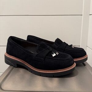 Clarks Suede Loafer sz 7W